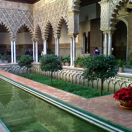 Azahar Metropol Parasol, Parking Gratis Coches Medianos * Seville