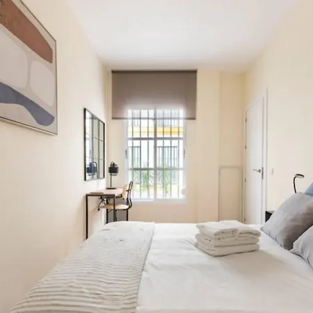 Appartamento Azahar Metropol Parasol, Parking Gratis Coches Medianos *