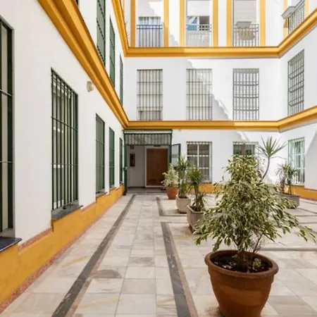 Azahar Metropol Parasol, Parking Gratis Coches Medianos * Seville